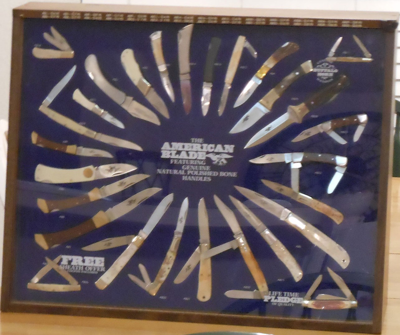 AMERICAN BLADE MERCHADISE CASE