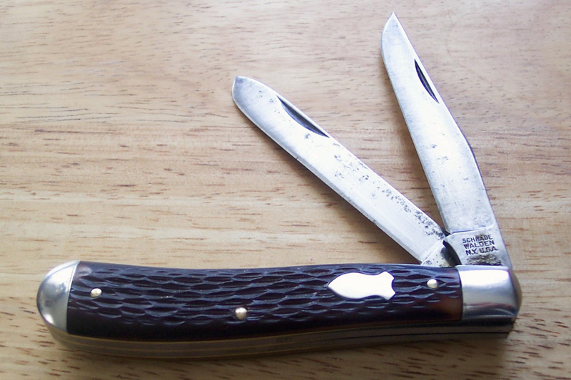 Shrade open stock 293 Bone stag Trapper-Walden,NY