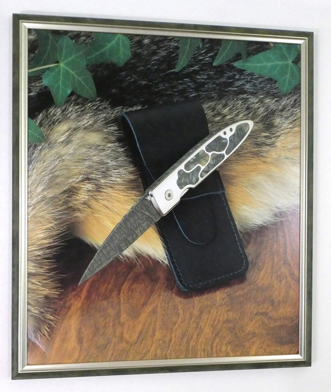 Jernigan Knife in Frame (10)