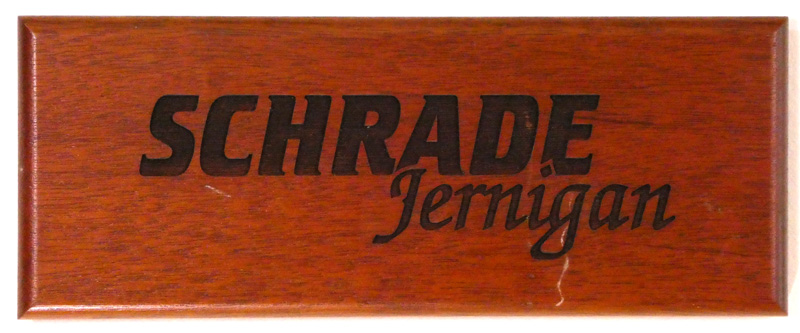 Jernigan Knife in Frame (5)